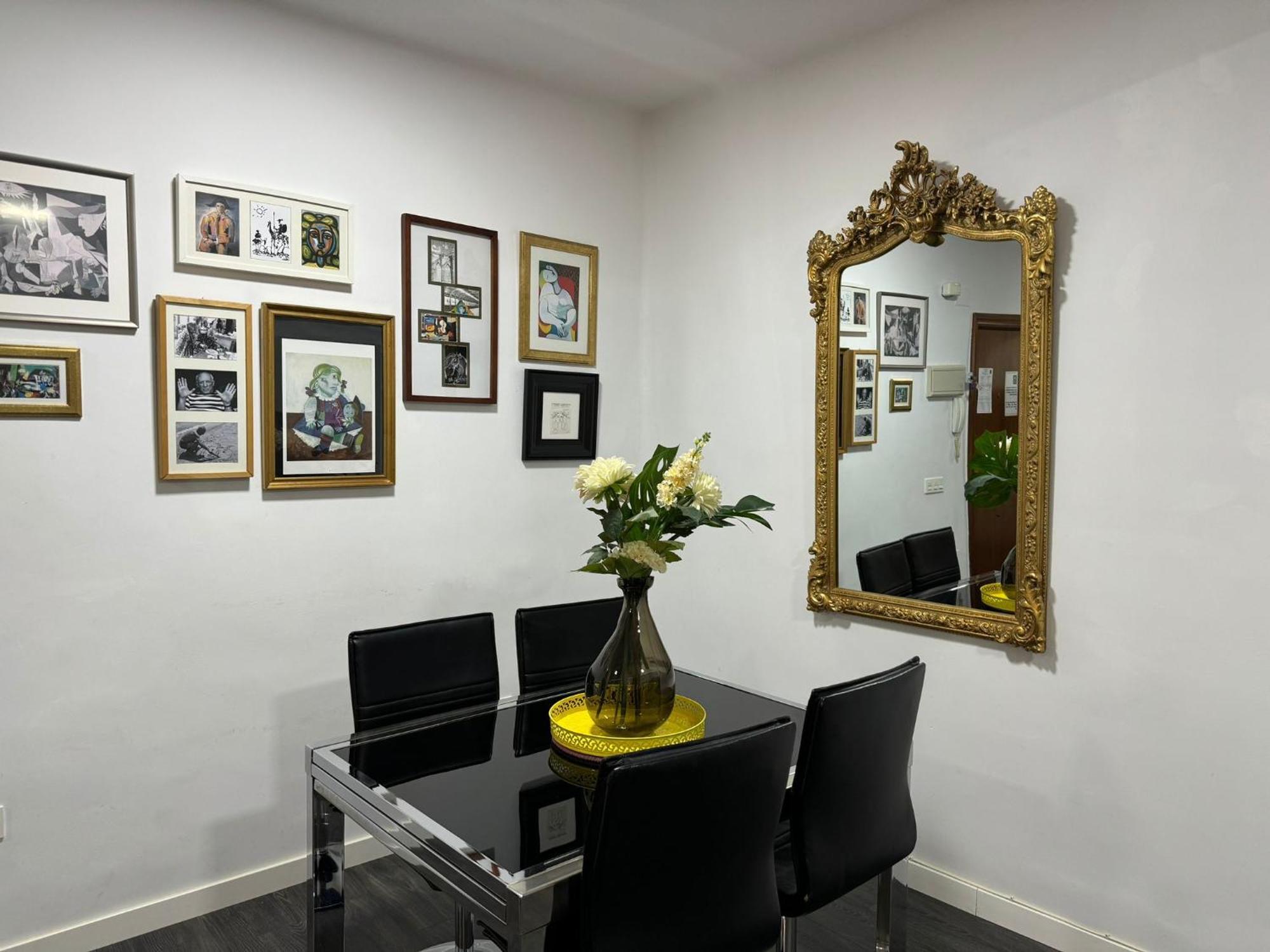A 20 Pasos Del Museo Picasso Appartement